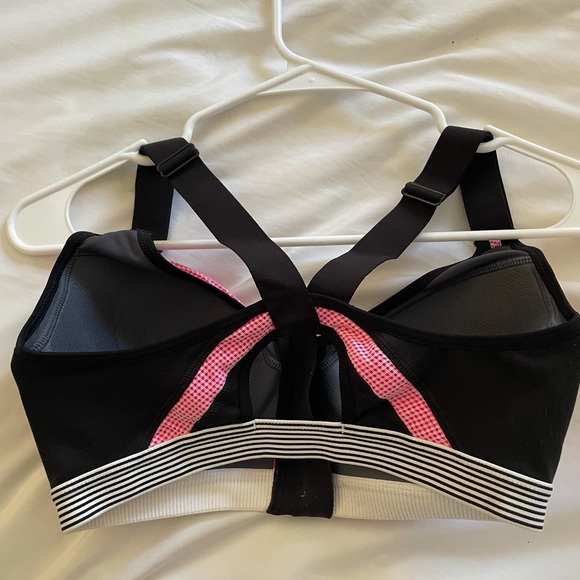 VS 32C Sports Bra, zip front cross back PINK - Picture 4 of 6